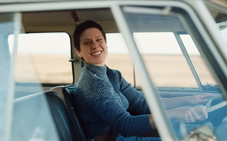 AI는 ‘지능’이 아니라 ‘진심’을 전하는 도구 : 차가운 기술로 뜨거운 마음을 전하는 법 미리보기 이미지